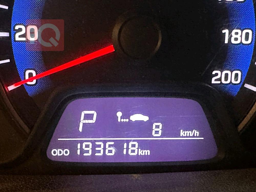 هيونداي i10